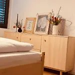 Haus Am Bed & Breakfast 4*