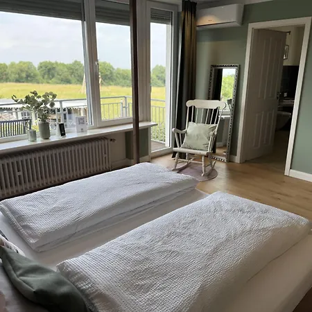 Haus Am 4* بورنهايم